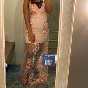 Amazing bridal party dress/formal dress from altar’s state brand new floral gown